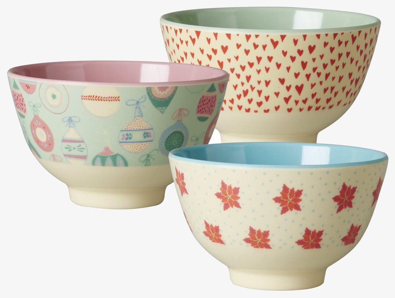 Liten Skål Hjärtan från Rice med röda hjärtan på ljus bakgrund