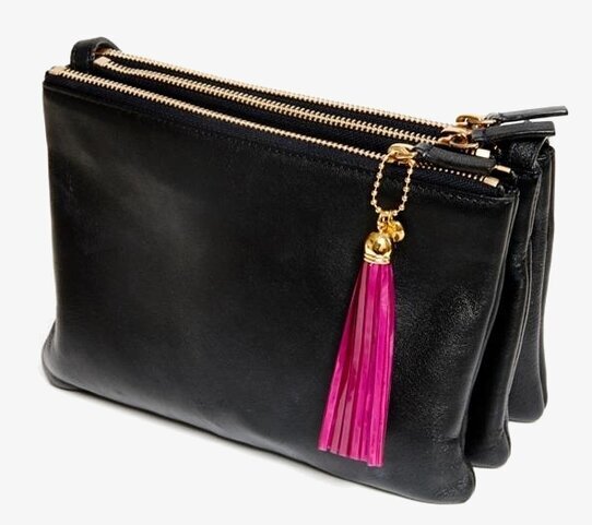 Svart väska med Reflextofs Indigo från Firefly, elegant design