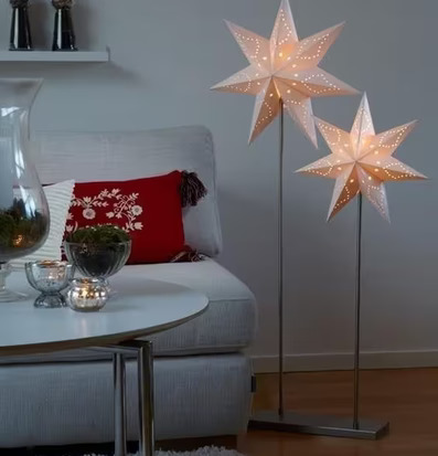 Sävedalen Golvljusstake från Markslöjd i modernt vardagsrum