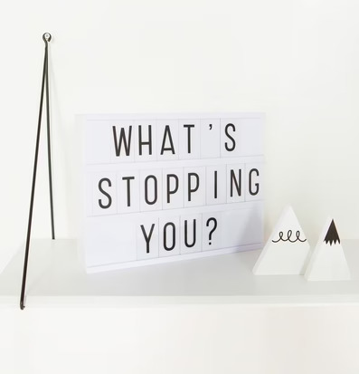 Lightbox Vit A4 från A Little Lovely Company på vit hylla