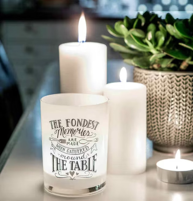 The Table - Majas Cottage ljuslykta från Majas Cottage