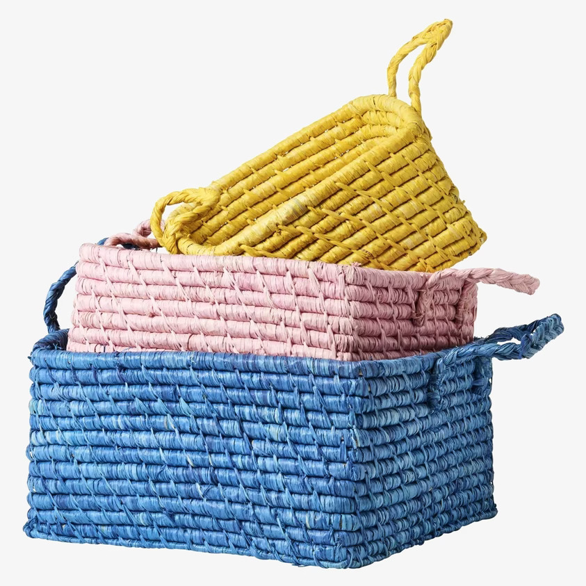 Förvaringskorgar Rice i blå, rosa och gul färg från Rice