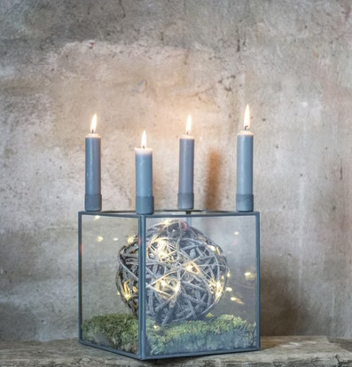 Glasbox Ljuslykta Grå XL från IB Laursen på träyta