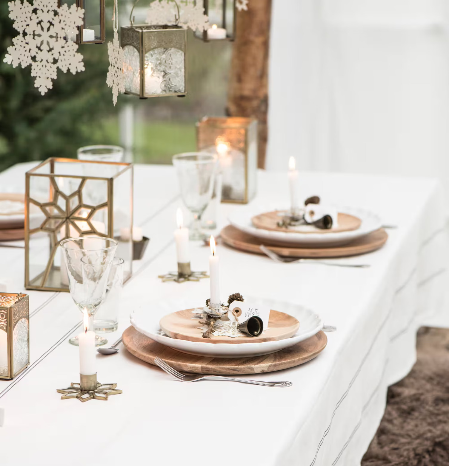 Ljusclips Vit från IB Laursen på ett vackert dukat bord