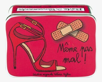 Bild av en färgsprakande plåtburk med humoristiskt motiv