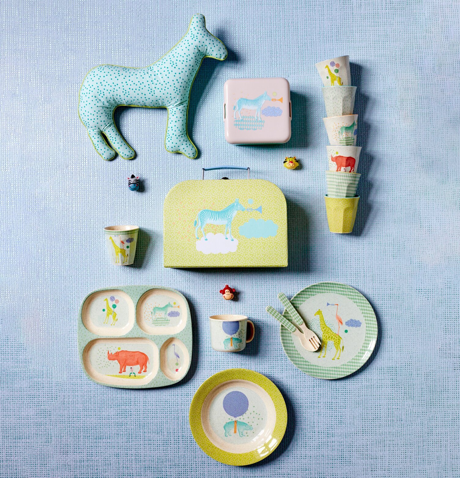 Lunchbox Animal Print S från Rice med zebramönster i pastellfärger