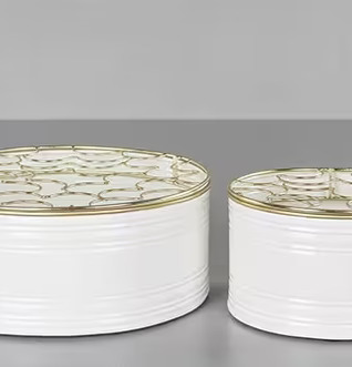 Vas Rund Vit/Guld från A Lot Decoration, två dekorativa vaser