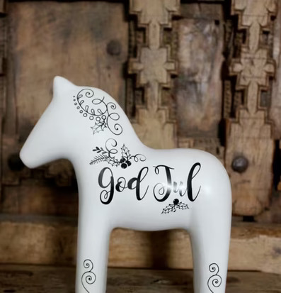 Chevas Merry Christmas/God Jul från Majas Cottage, vit häst