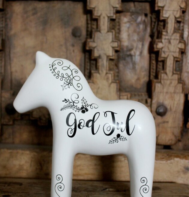 Chevas Merry Christmas/God Jul från Majas Cottage, vit häst