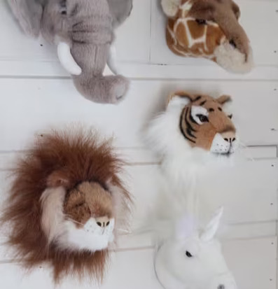 Djurhuvud Elefant Mini från Brigbys på en vit vägg