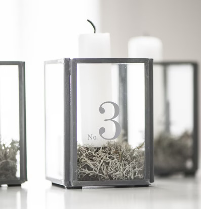 Adventsljusstake Zink från IB Laursen med mossa och glas