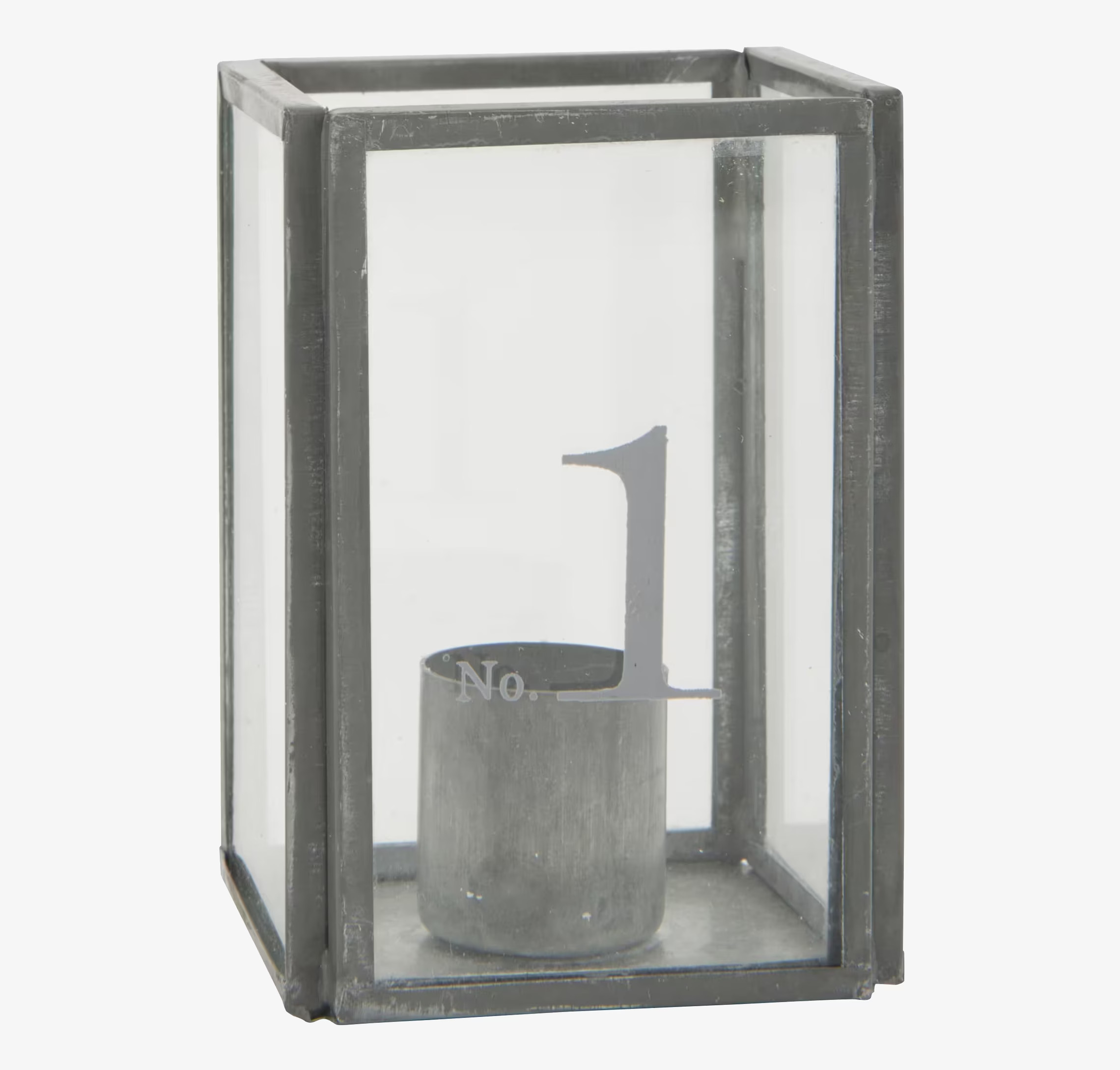 Adventsljusstake Zink från IB Laursen i minimalistisk miljö