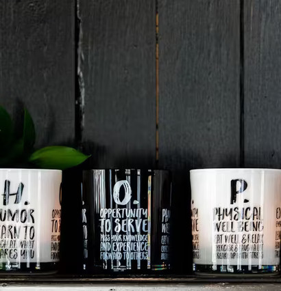 H.O.P.E - Svart ljuslykta från Majas Cottage med gröna blad