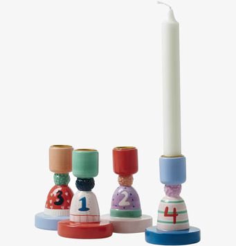 Ljusstake Advent Rice från Rice i färgstark och unik design