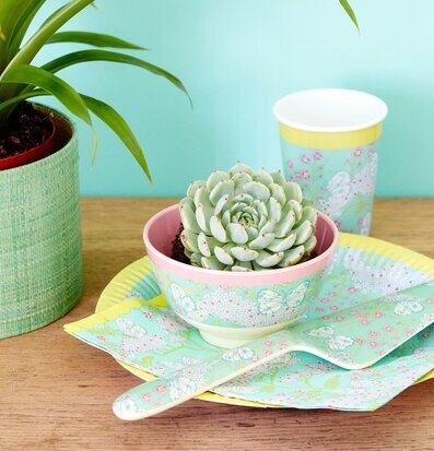 Tårtspade - Today Is Fun från Rice med blommigt mönster