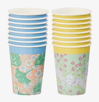 Pappersmuggar Leaves & Flower från Rice i två högar