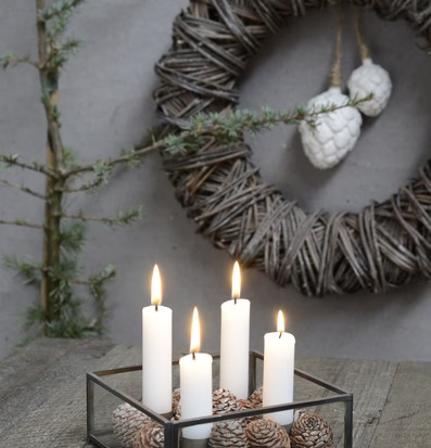 Adventsljusstake Kvadrat från IB Laursen på träbord