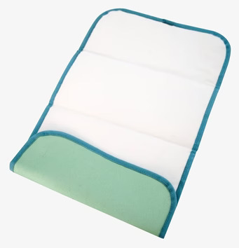 Beautiful Bag Dark Mint Lace Print från Rice på vit bakgrund