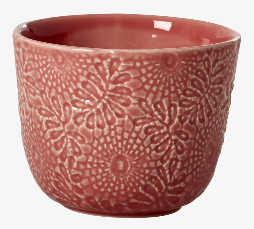 Mugg Embossed Coral från Rice med präglat mönster i korall