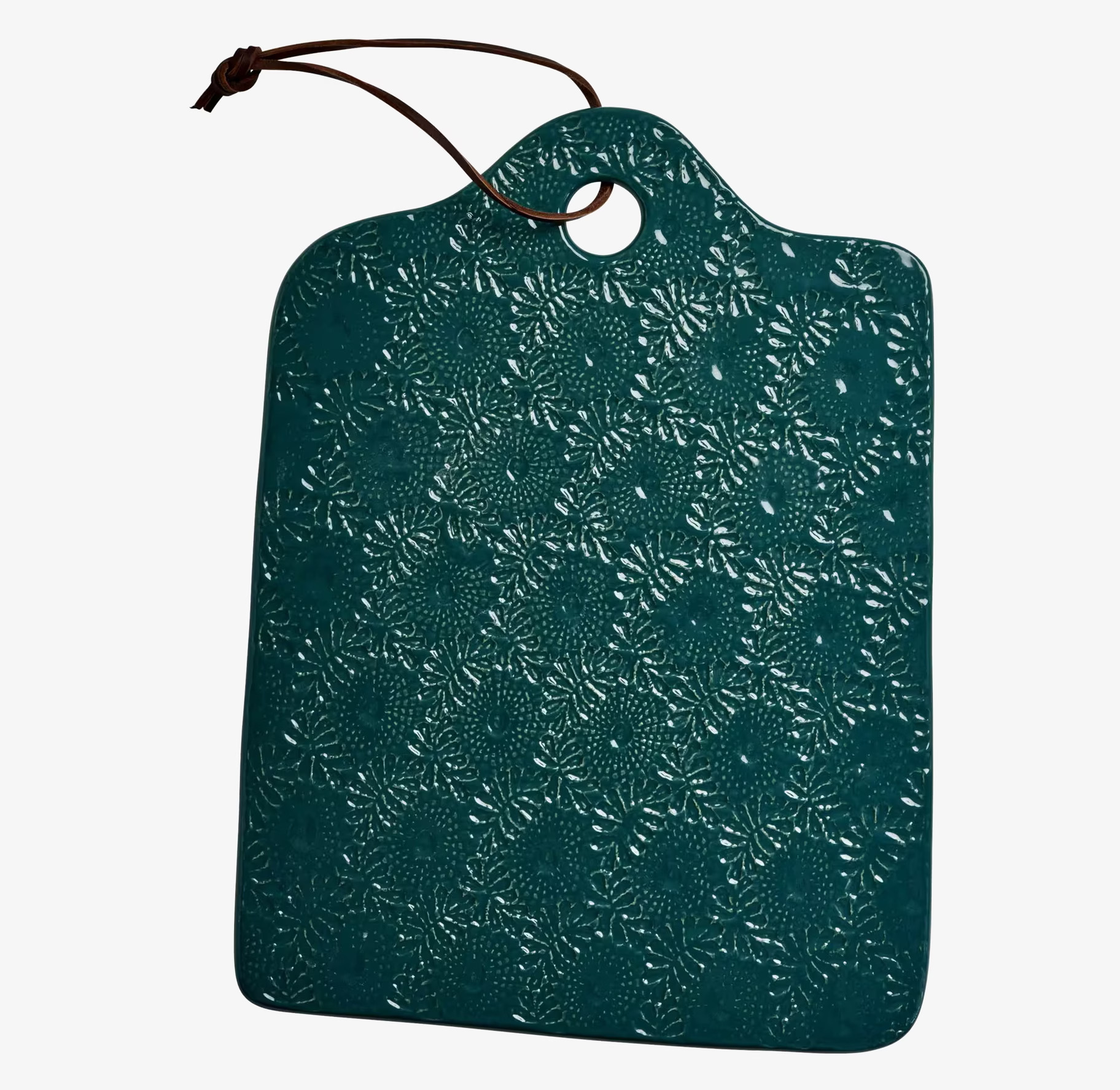 Ostbricka Embossed Jade från Rice i mörkgrön keramik