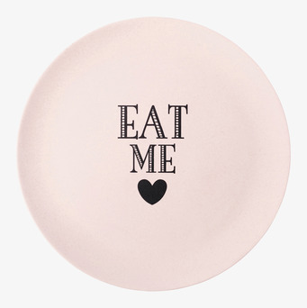 Tallrik Eat Me från Miss Etoile med lekfull design och text