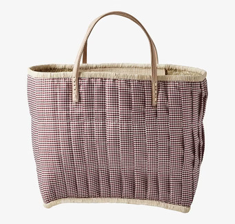 Väska Check Raffia från Rice i rödbrunt och vitt rutmönster