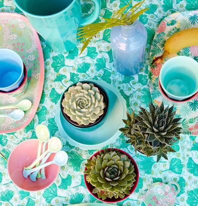 Skål Leaves & Flower från Rice med blommor och bladmönster