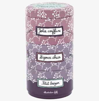 Bild av charmig plåtburk med tre sektioner för förvaring