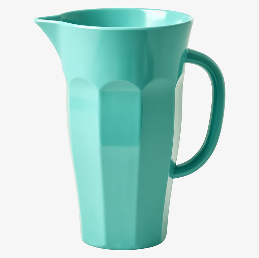 Tillbringare Melamin Dusty Green från Rice på vit bakgrund